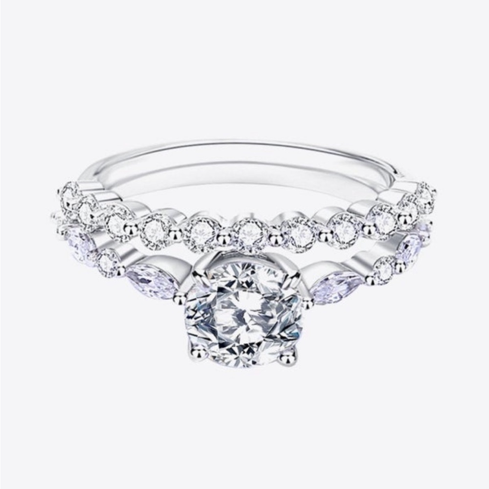 Moissanite ring set